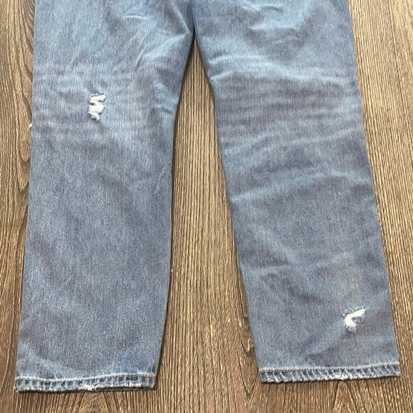 American Eagle Mom Jeans High Rise Distressed Denim Medium Wash Blue Size 6 - Picture 11 of 12